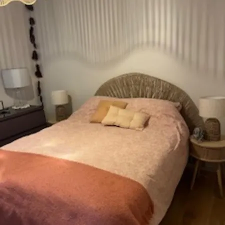 T2 Batignolles Avec Cour Privée Appartement Paris