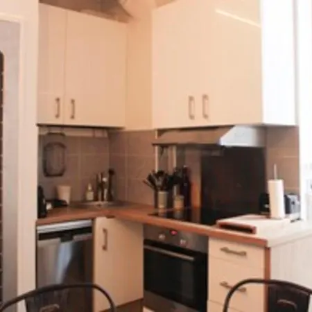 Charming T2 Batignolles With Private Courtyard * Paris